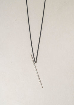 TOOTHPICK NECKLACE - Ruby Star