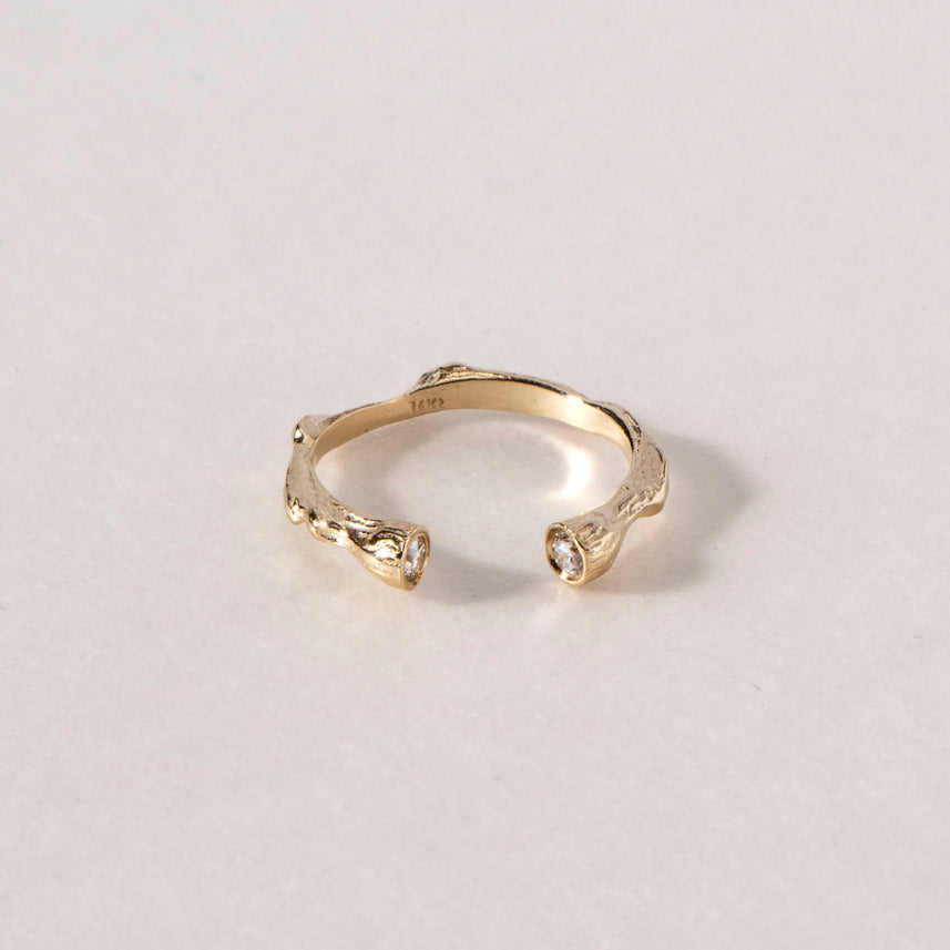 GOLD FLORA RING - Ruby Star