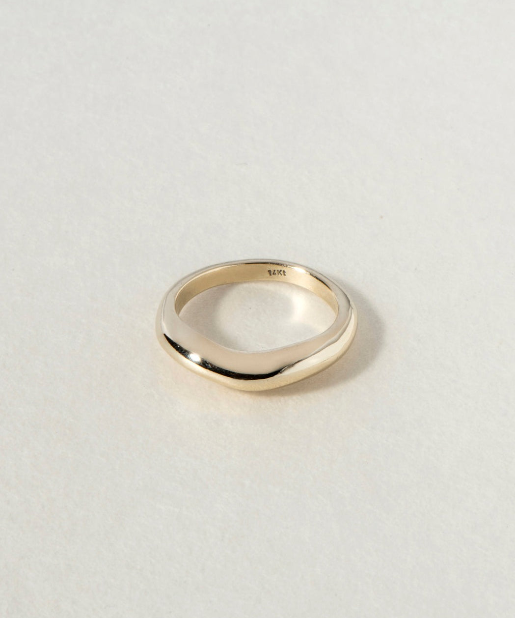 GOLD CURVE II RING - Ruby Star