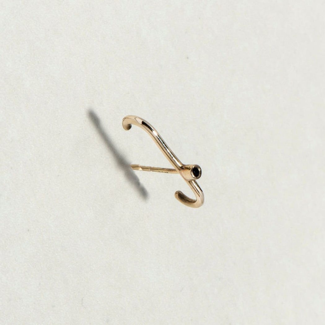 GOLD U  DOT EARRING - Ruby Star