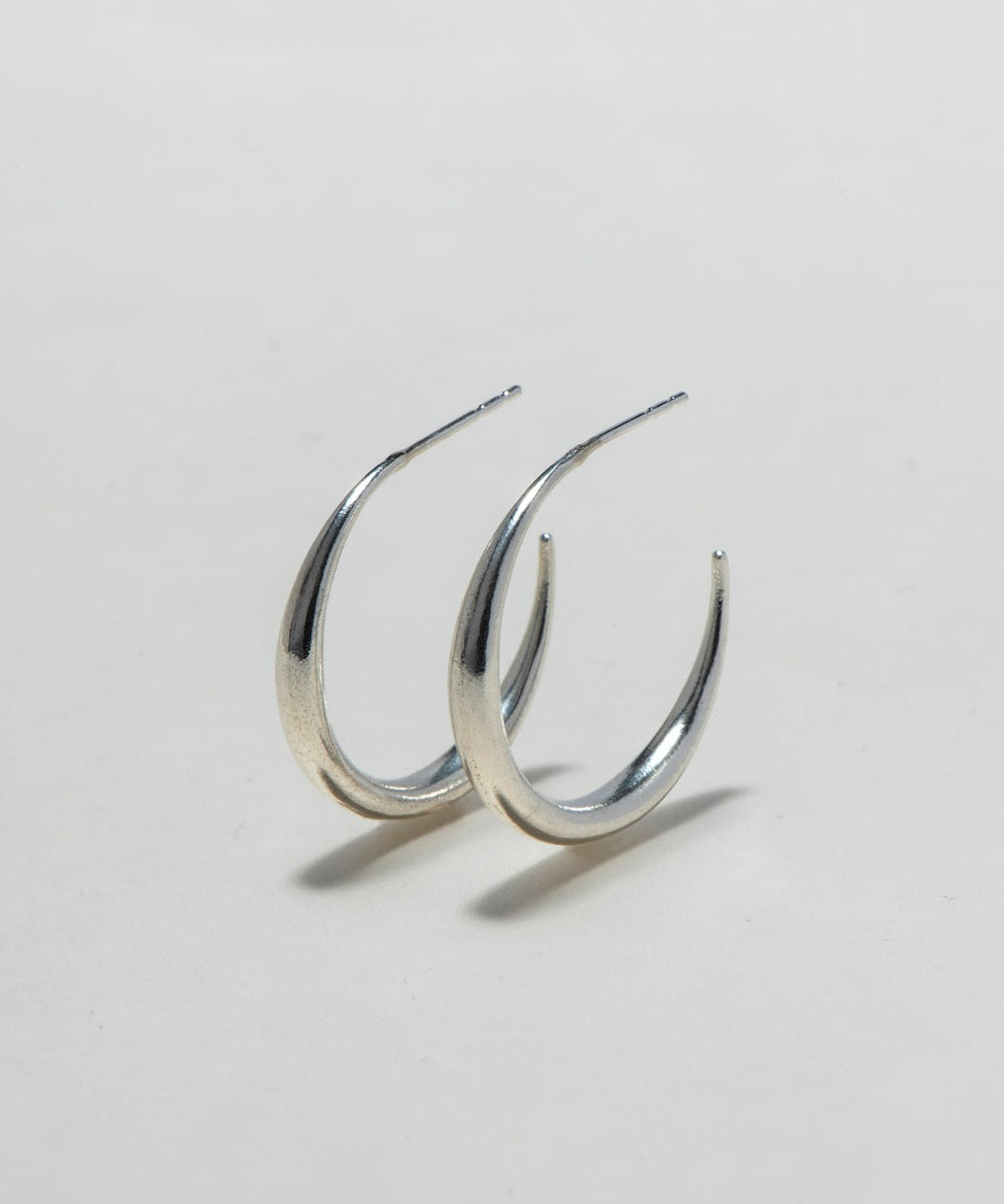 LUNE EARRINGS - Ruby Star