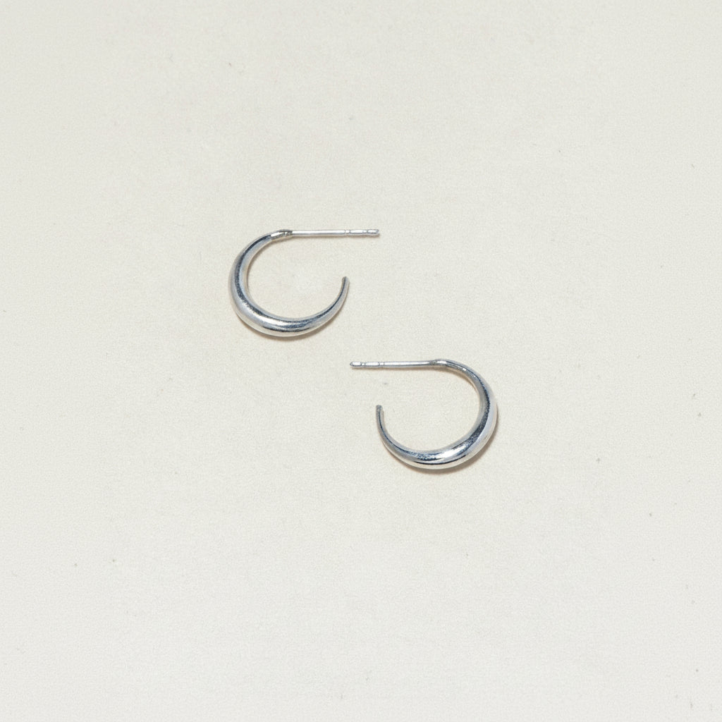 MINI LUNE EARRINGS - Ruby Star