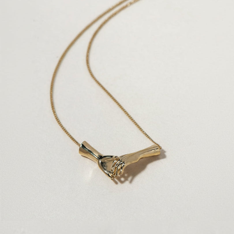 HAND IN HAND NECKLACE - Ruby Star