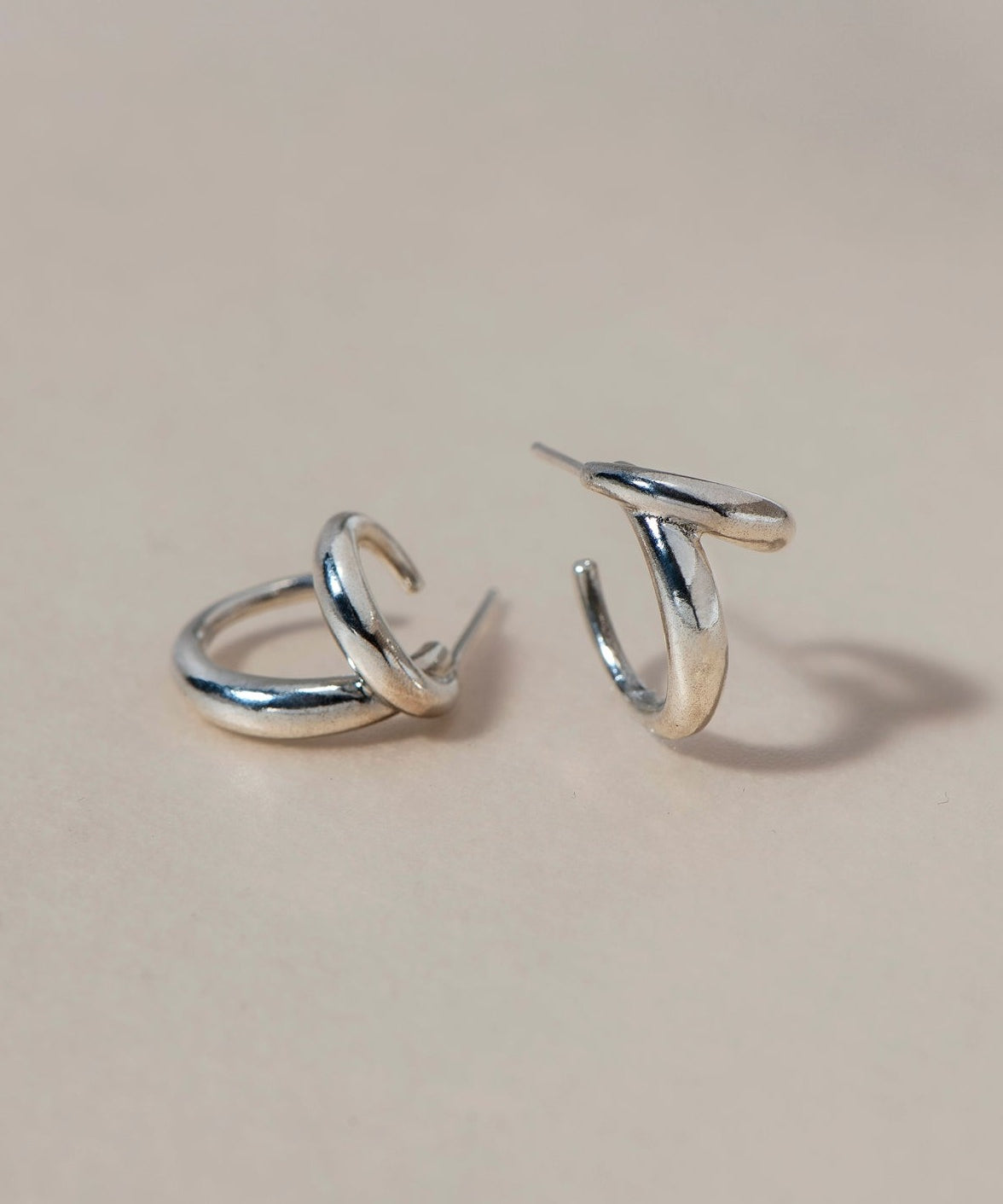 DUO EARRING - Ruby Star