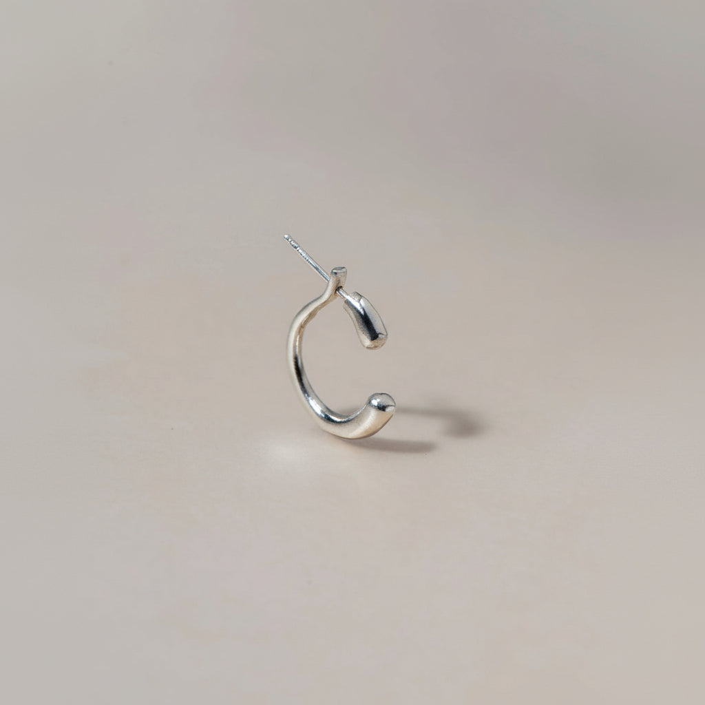 HEX EARRING - Ruby Star