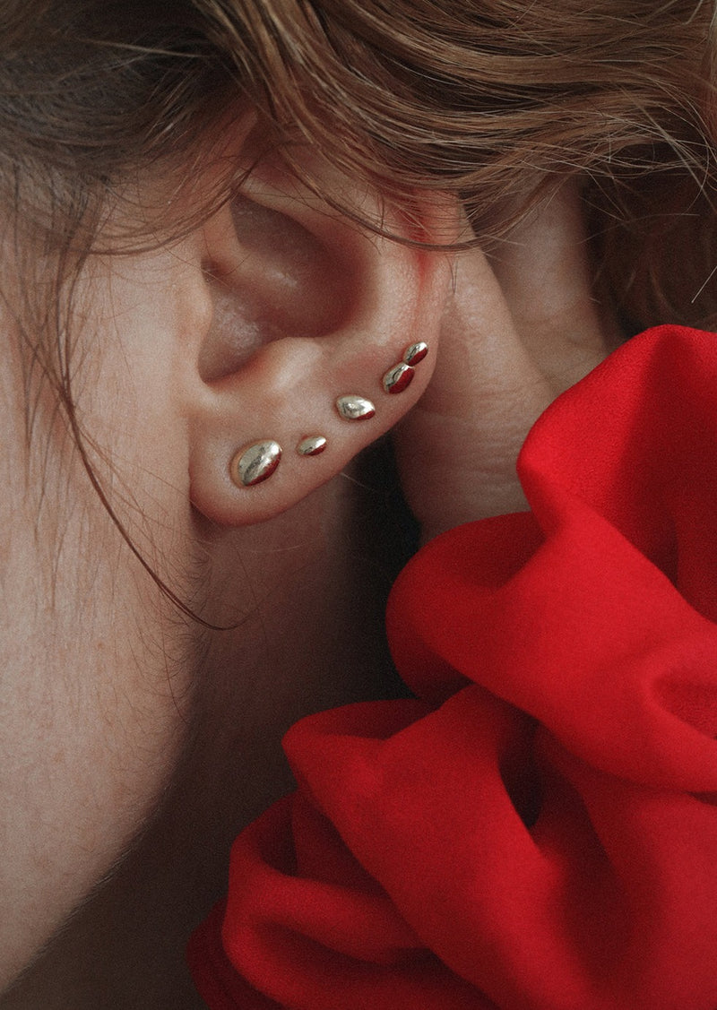 SMALL PEBBLE STUD - Ruby Star