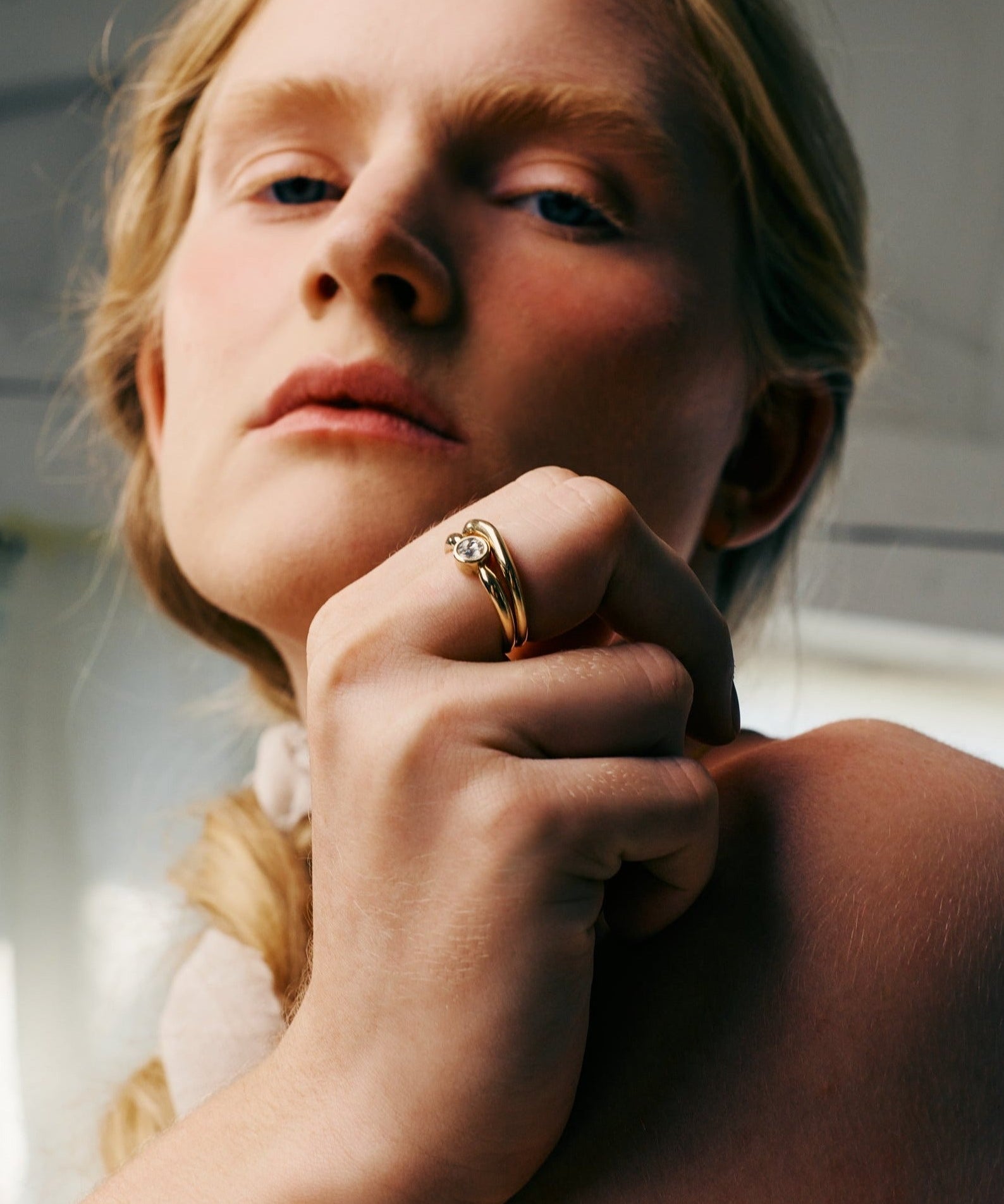 GOLD FULL MEMENTO RING - Ruby Star