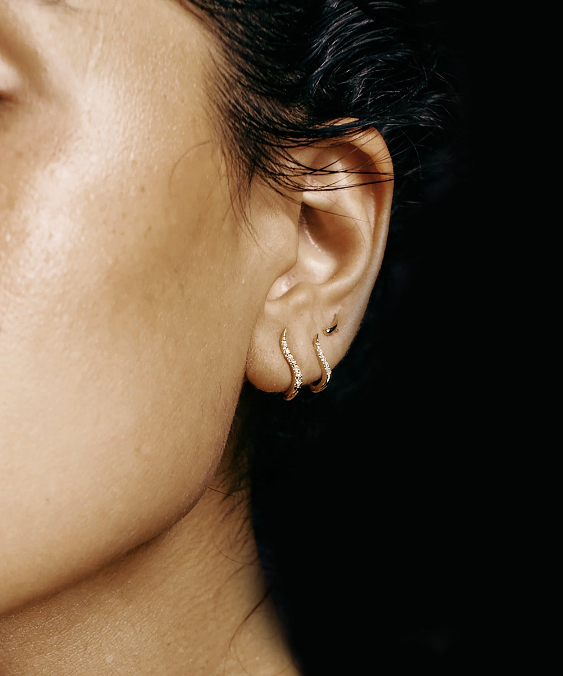 GOLD TAILS II - Ruby Star